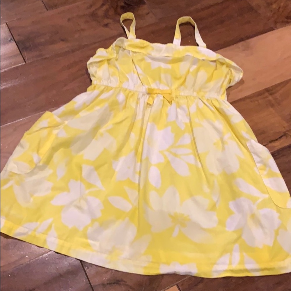 Yellow and white sundress with pockets